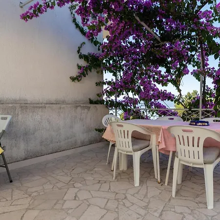 Apartment With A Parking Space Sumpetar, Omis - 9436