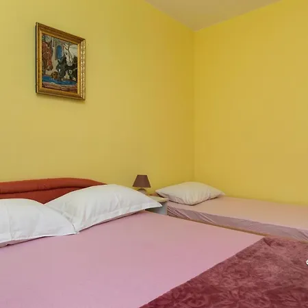 With Parking Space Sumpetar, Omis - 9436 Appartement *