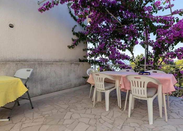 Appartement With Parking Space Sumpetar, Omis - 9436