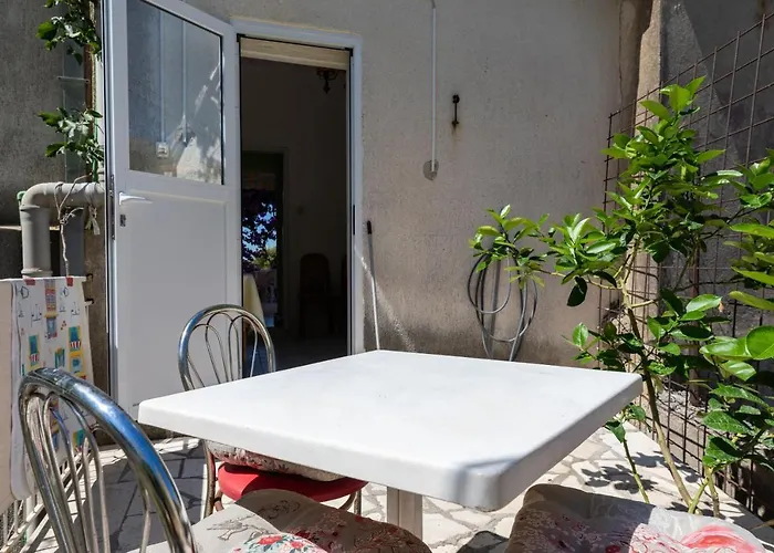 With Parking Space Sumpetar, Omis - 9436 Appartement *